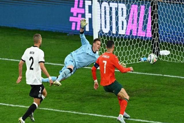  C罗在德国队比赛中比分优势明显，连败引发热议！-开云入口登录